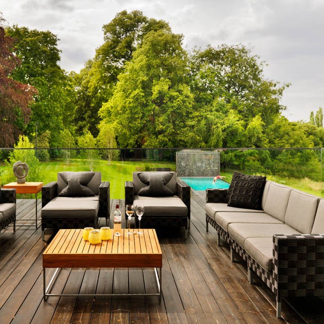 Berkshire: modern Garden by Gregory Phillips Architects