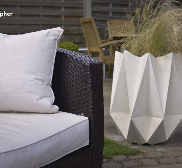 Kronen flower pot white logo(23) – Copy Kronen flower pot white logo(23) - Copy