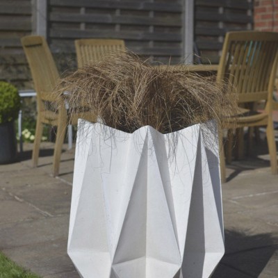 Kronen flower pot white logo(7) - Copy