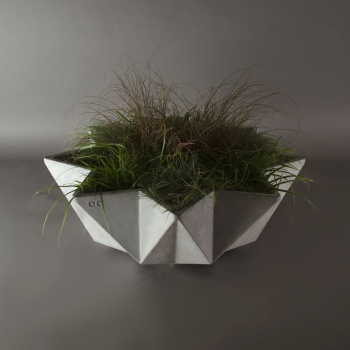 modern concrete planter in grey fibre concrete