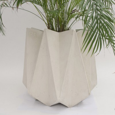 AC kronen tall white concrete 6